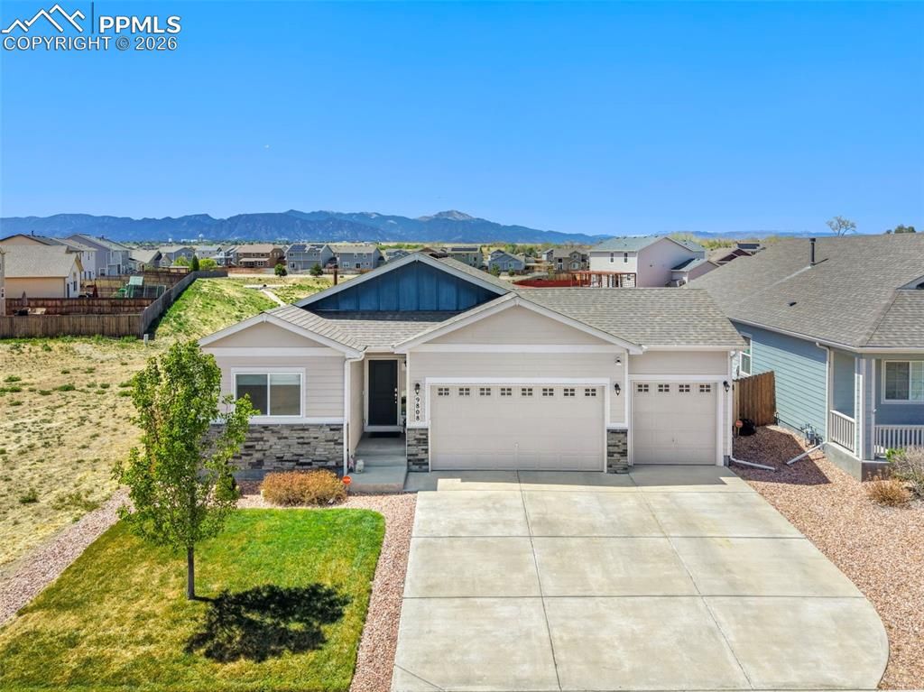Image 4 of property listing at 9808 Wando Drive, Colorado Springs, CO 80925