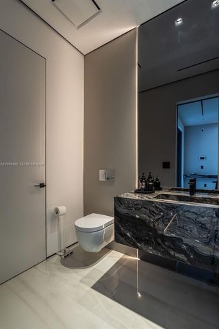 10540 NW 67th Terrace, Doral, FL 33178