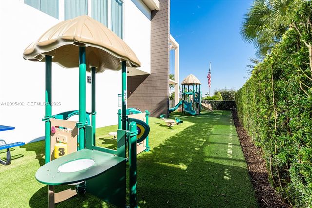 10540 NW 67th Terrace, Doral, FL 33178