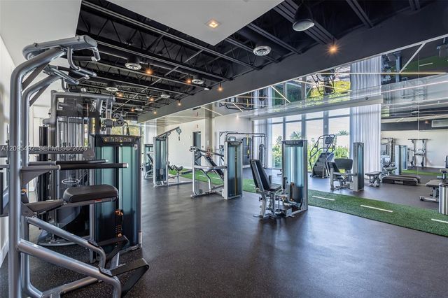 10540 NW 67th Terrace, Doral, FL 33178