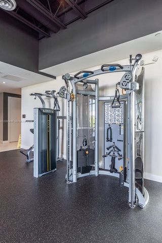 10540 NW 67th Terrace, Doral, FL 33178