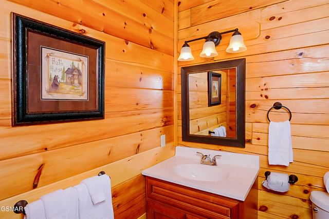 4827 Highland Place Way, Pigeon Forge, TN 37863