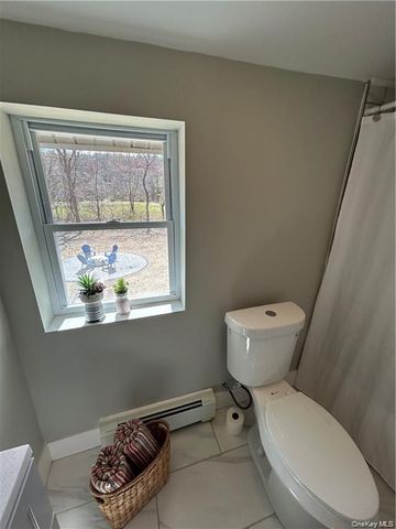 7065 Route 209, Kerhonkson, NY 12446