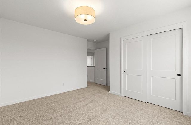 801 Viewpoint DRIVE, Waukesha, WI 53188