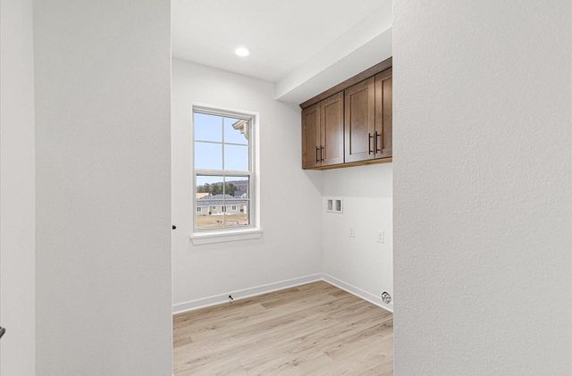 801 Viewpoint DRIVE, Waukesha, WI 53188