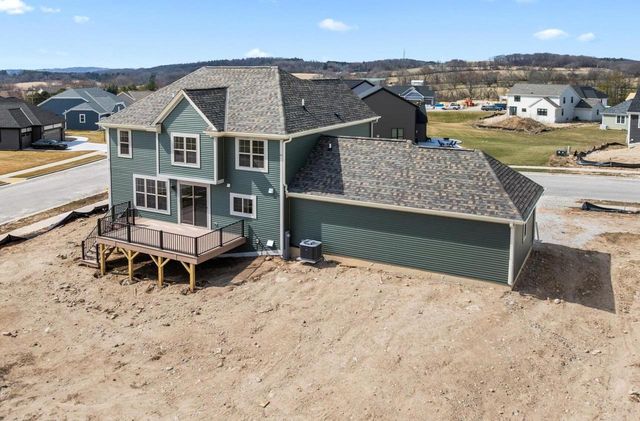 801 Viewpoint DRIVE, Waukesha, WI 53188