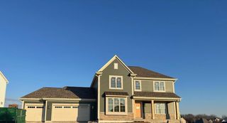 801 Viewpoint DRIVE, Waukesha, WI 53188