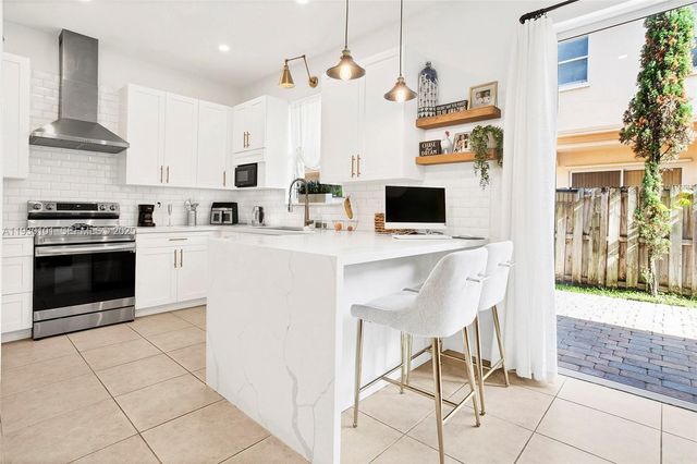 13285 SW 128th Psge 13285, Miami, FL 33186