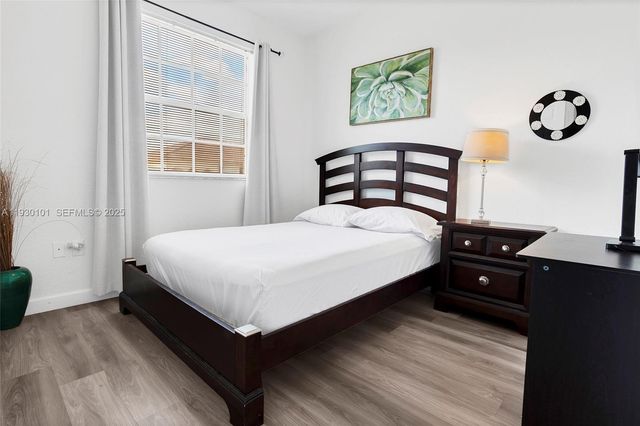 13285 SW 128th Psge 13285, Miami, FL 33186