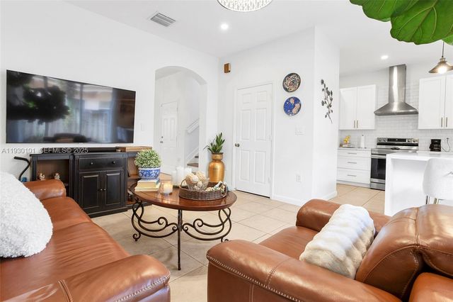 13285 SW 128th Psge 13285, Miami, FL 33186