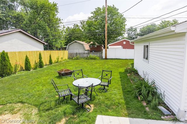 655 Georgia Avenue, Marysville, MI 48040