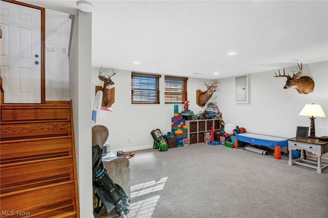 216 Beechwood Boulevard, Wintersville, OH 43953