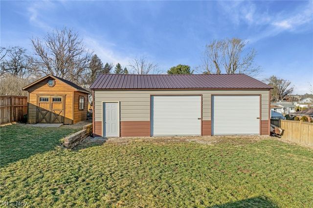 216 Beechwood Boulevard, Wintersville, OH 43953