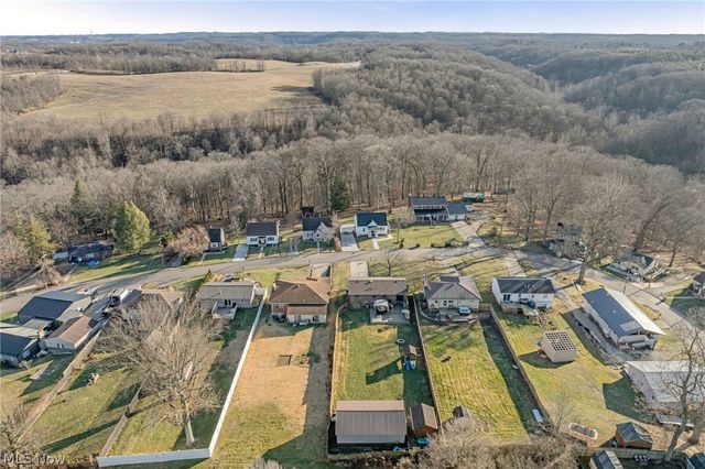 216 Beechwood Boulevard, Wintersville, OH 43953