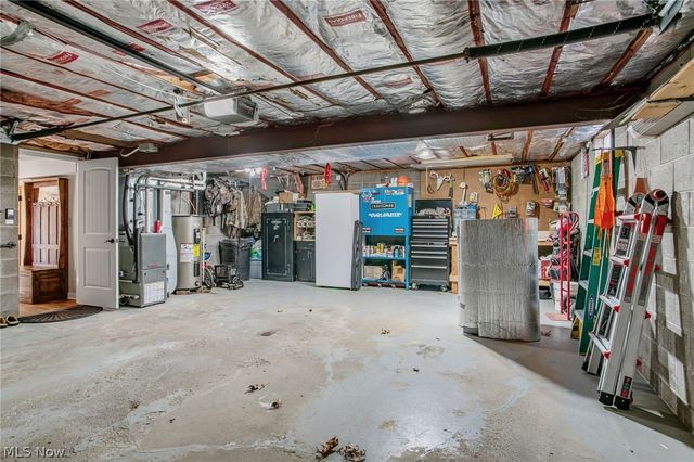 216 Beechwood Boulevard, Wintersville, OH 43953