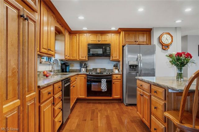 216 Beechwood Boulevard, Wintersville, OH 43953