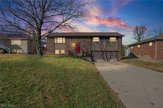 216 Beechwood Boulevard, Wintersville, OH 43953