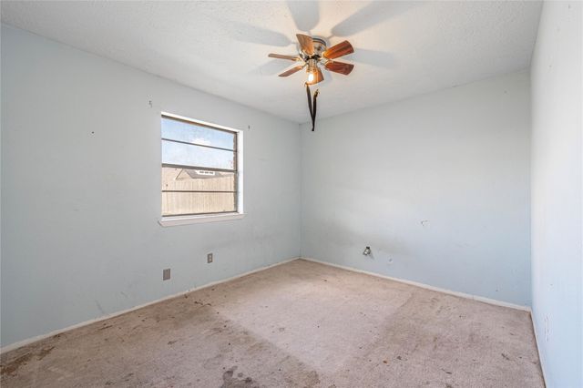 8405 Bandridge Road, La Porte, TX 77571