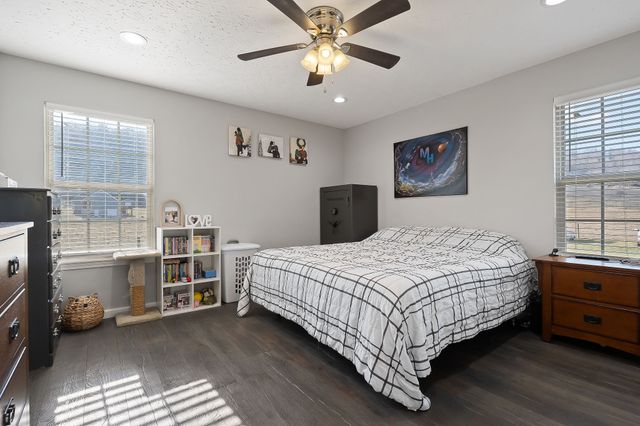 2060 Walker Cove Rd, Sparta, TN 38583