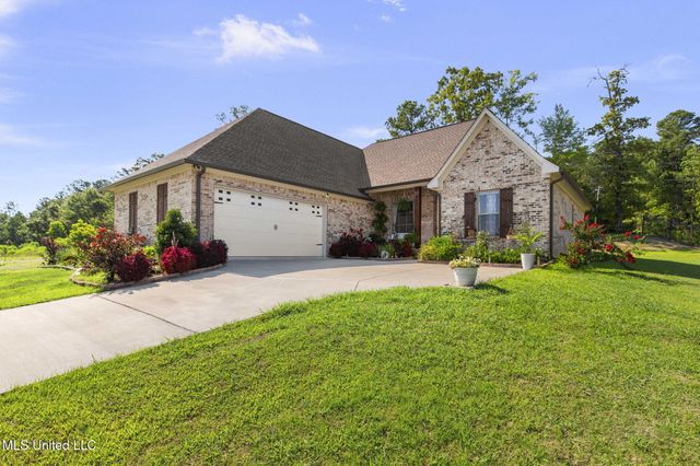 600 Ponderosa Drive, Flowood, MS 39232