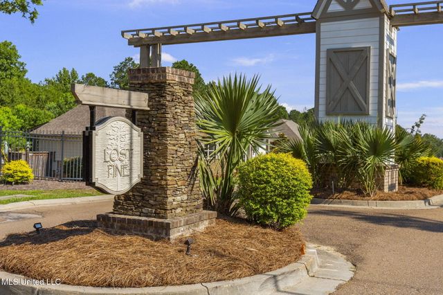 600 Ponderosa Drive, Flowood, MS 39232
