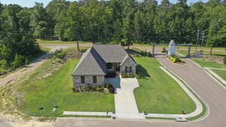 600 Ponderosa Drive, Flowood, MS 39232