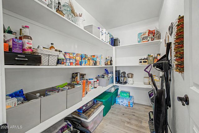 2802 E MISSION Lane, Phoenix, AZ 85028