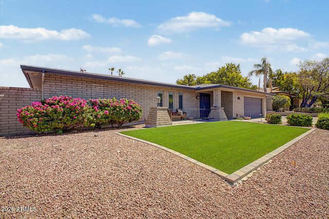 2802 E MISSION Lane, Phoenix, AZ 85028