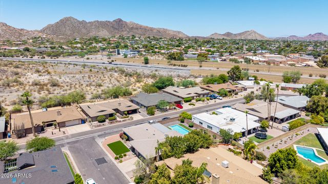 2802 E MISSION Lane, Phoenix, AZ 85028