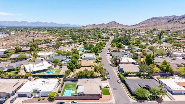 2802 E MISSION Lane, Phoenix, AZ 85028