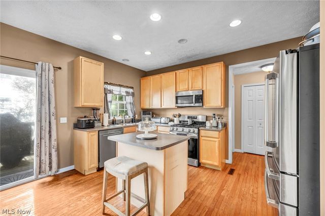 920 Alder Run Way, Akron, OH 44333