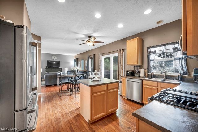 920 Alder Run Way, Akron, OH 44333