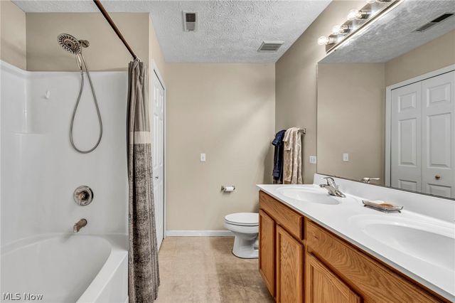 920 Alder Run Way, Akron, OH 44333