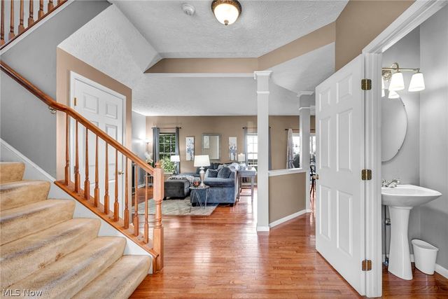 920 Alder Run Way, Akron, OH 44333