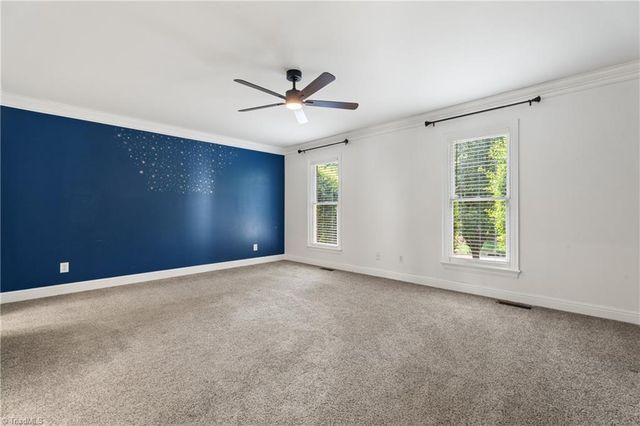 1549 Turkey Hill Road, Winston-salem, NC 27106