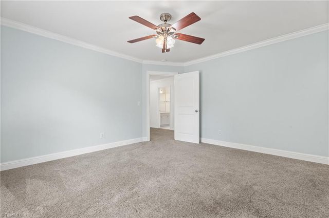 1549 Turkey Hill Road, Winston-salem, NC 27106