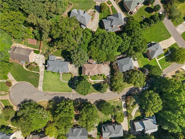 1549 Turkey Hill Road, Winston-salem, NC 27106