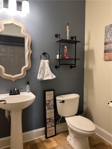 28341 Sunbeam RD, Franklin, VA 23851