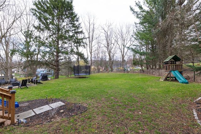 47 Boxwood Lane, Perinton, NY 14450
