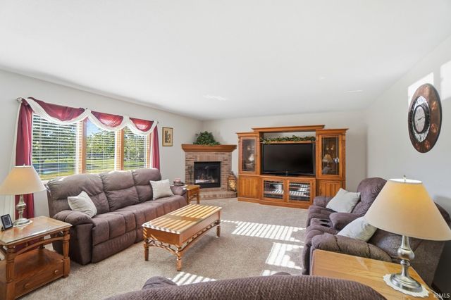 13208 Ravenswood Boulevard, Fort Wayne, IN 46845