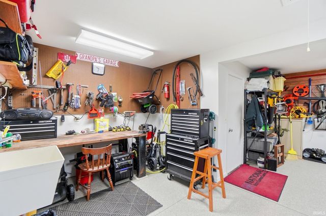 13208 Ravenswood Boulevard, Fort Wayne, IN 46845