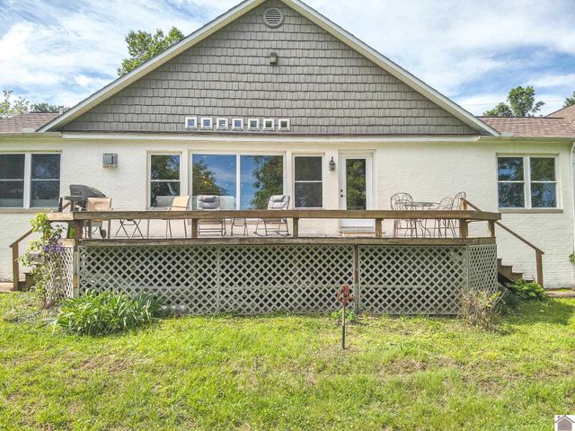 1255 Stiles Landing, Paducah, KY 42003