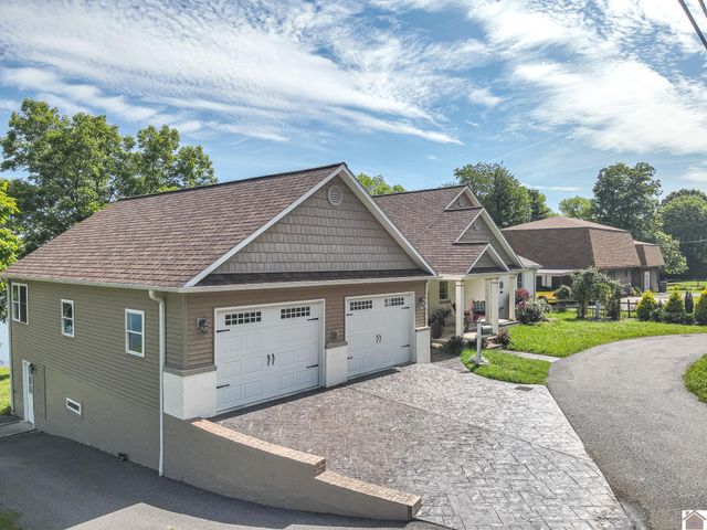 1255 Stiles Landing, Paducah, KY 42003