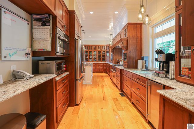 1255 Stiles Landing, Paducah, KY 42003