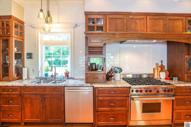 1255 Stiles Landing, Paducah, KY 42003