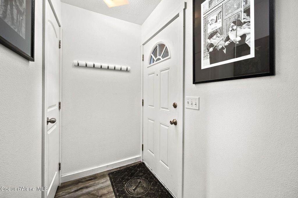 842 N Chase RD, APT 102, Post Falls, ID 83854 photo 2