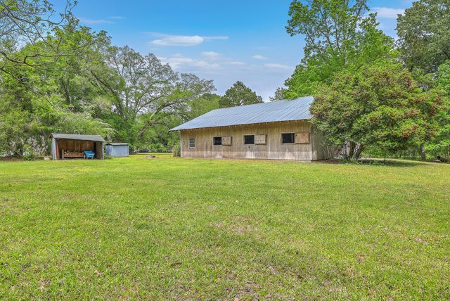 4942 Storage Road, Meggett, SC 29449