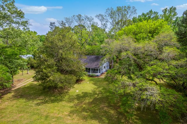 4942 Storage Road, Meggett, SC 29449