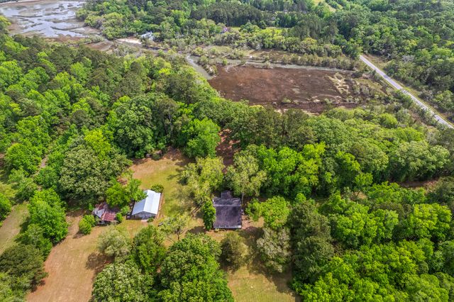 4942 Storage Road, Meggett, SC 29449