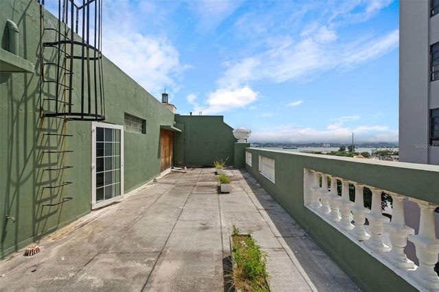 251 & 301 RECINTO SUR & SAN JUSTO, Old San Juan, PR 00901